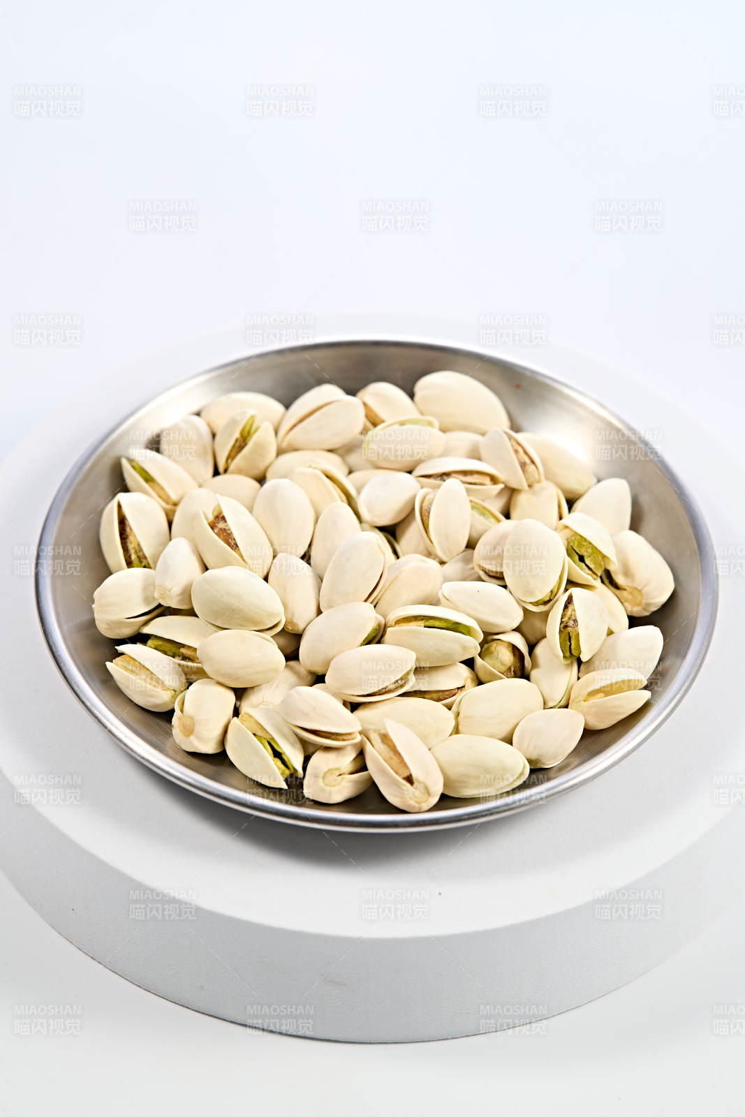 节日小吃天然无硫开心果图片