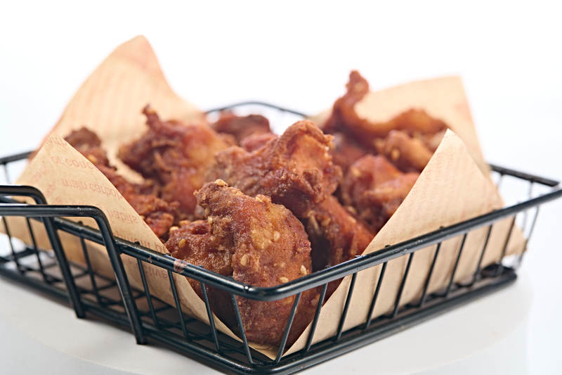 佐酒小吃油炸带骨鸡块图片