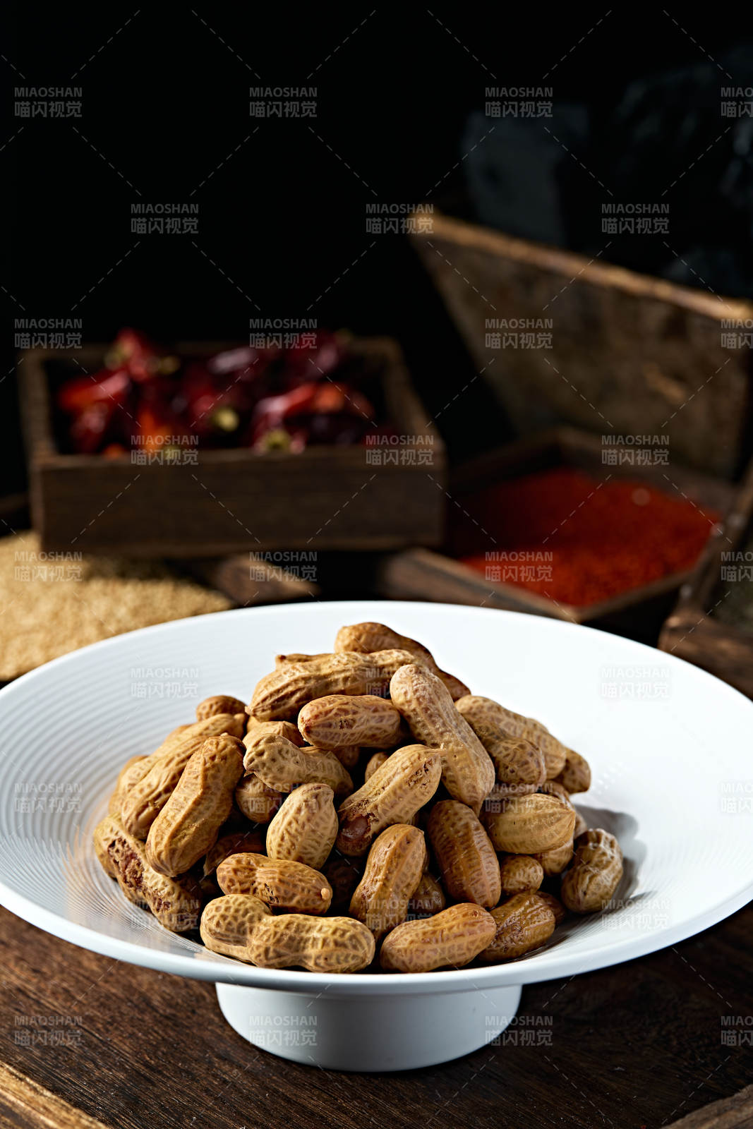 盐水煮带壳花生图片