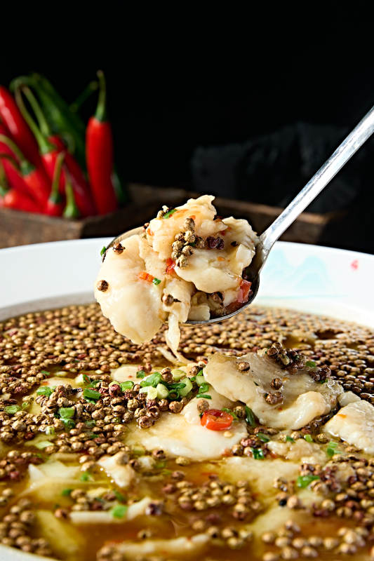 川香椒麻水煮鱼片图片