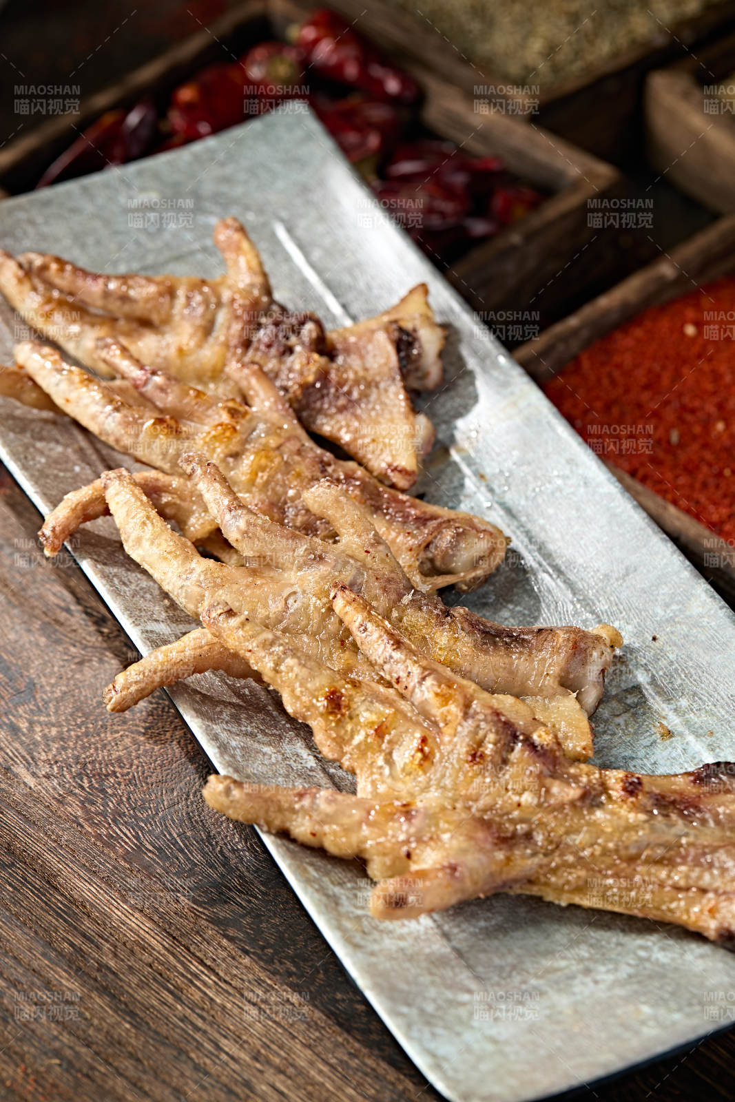 美味烧烤炭烤生鸡脚图片