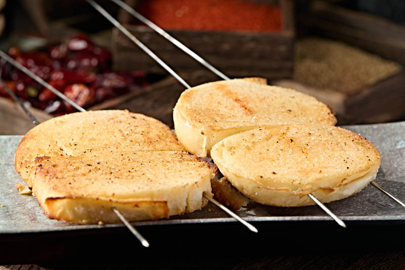 美味炭烤馍馍片图片