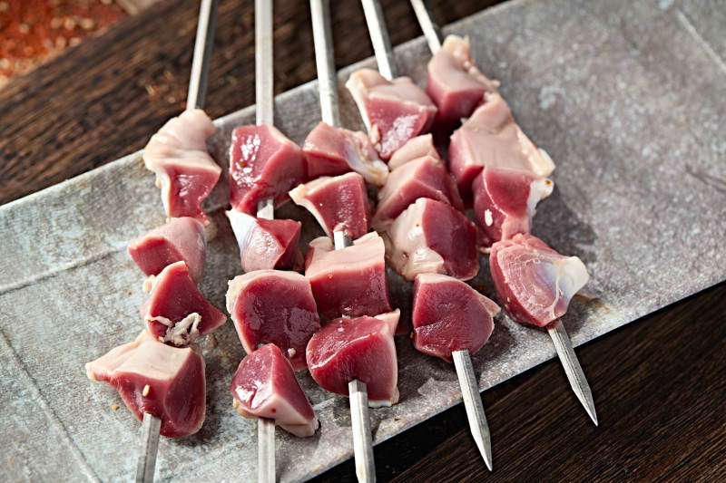 烧烤食材生鲜鸡胗串图片