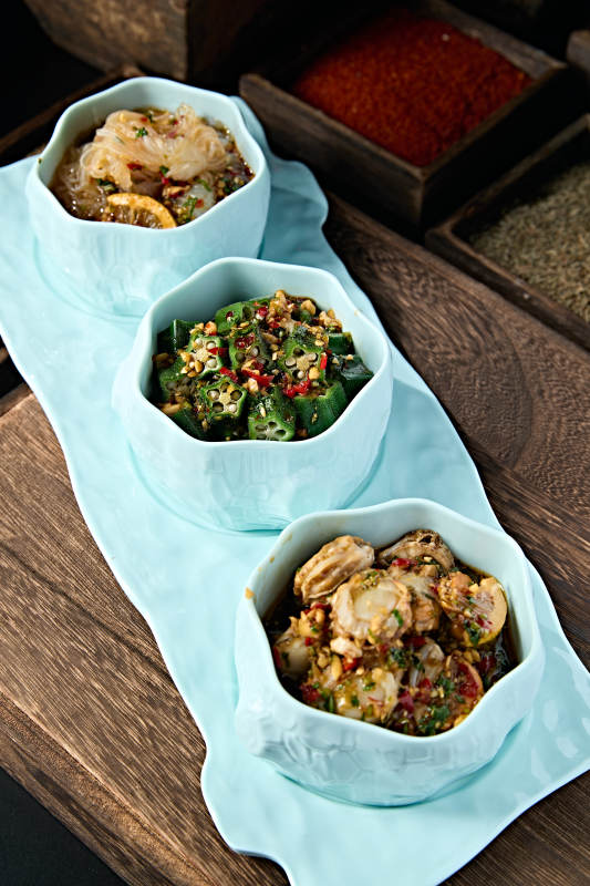 柠檬酸汤拌魔芋丝 秋葵 扇贝丁图片