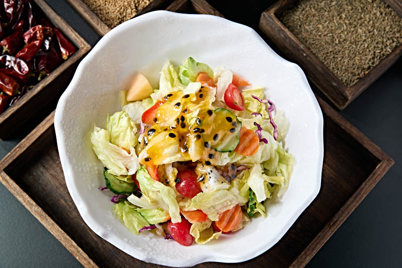 百香果果蔬大拌菜图片