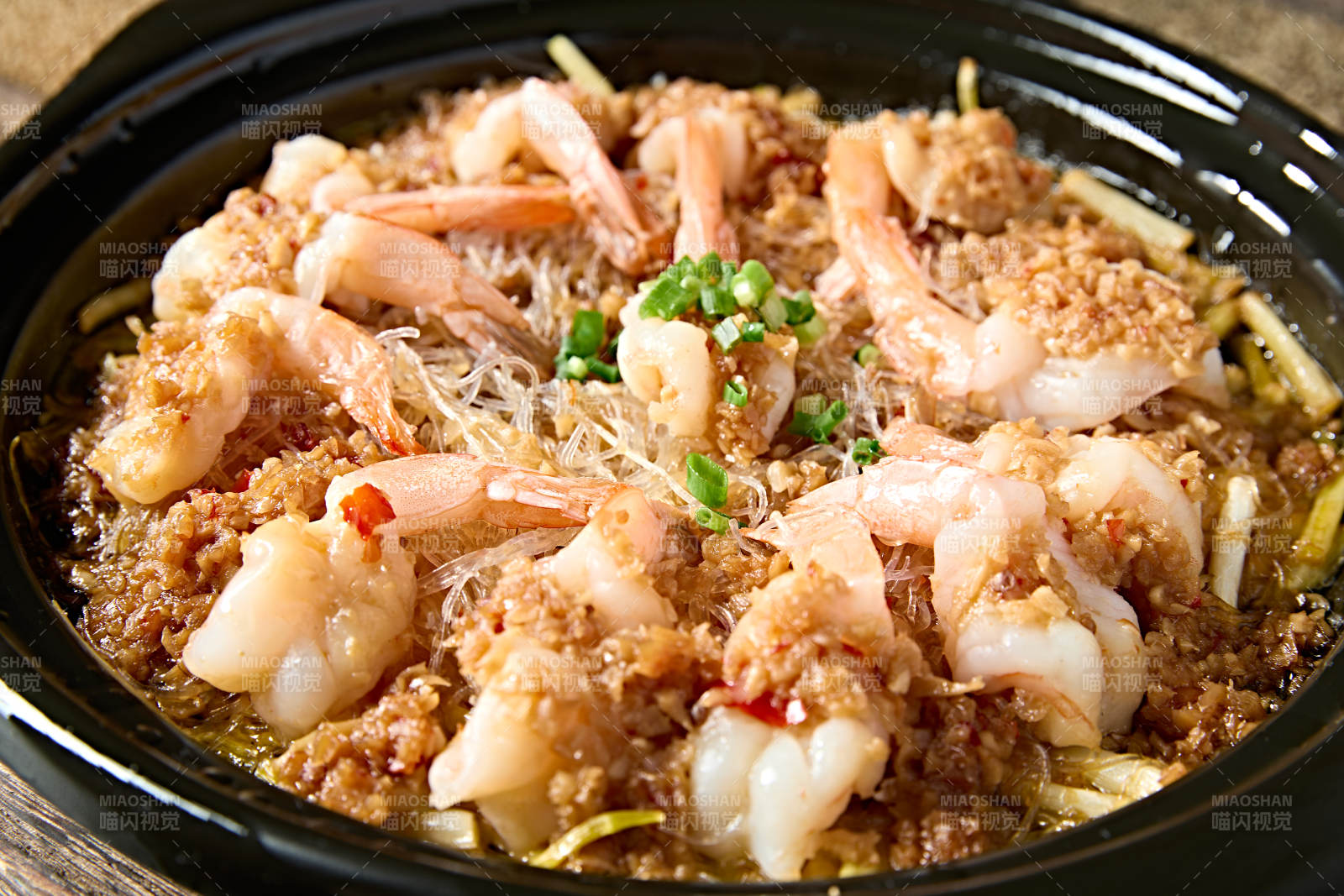 砂锅蒜蓉粉丝大虾煲图片