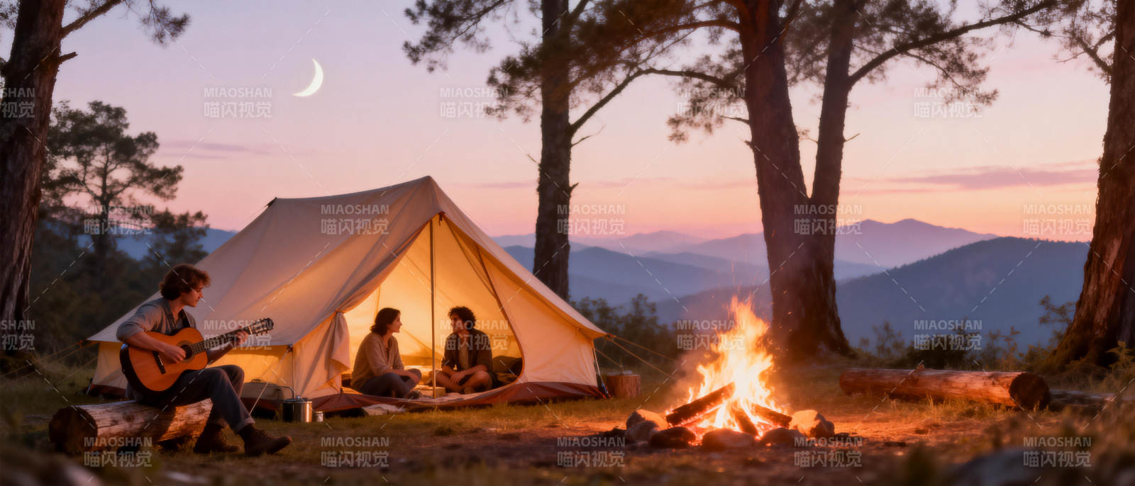 篝火帐篷夜景图片
