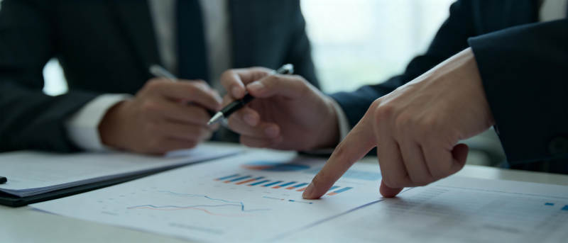 商务洽谈分析图表图片