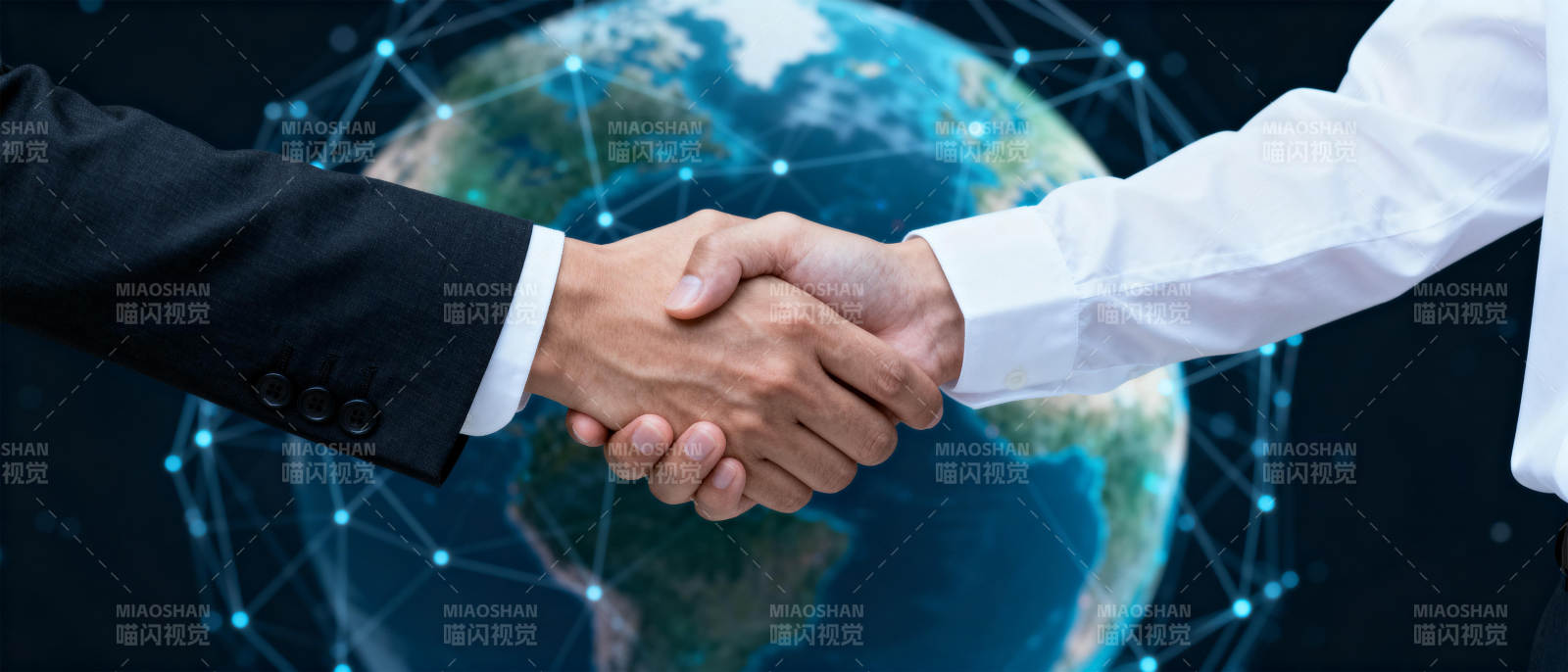 全球合作握手图片