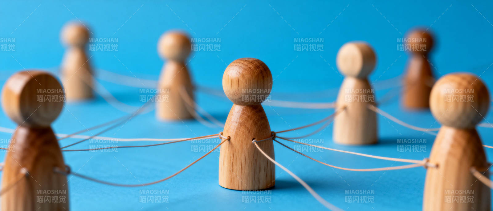 木人相连 网络协作图片