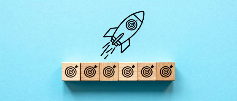 目标达成 火箭升空图片