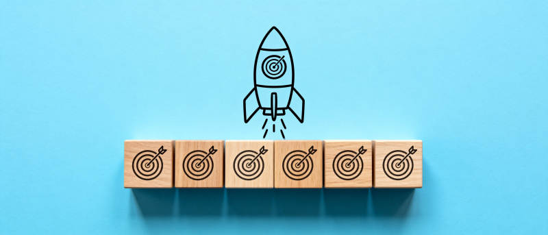 目标达成 火箭升空图片