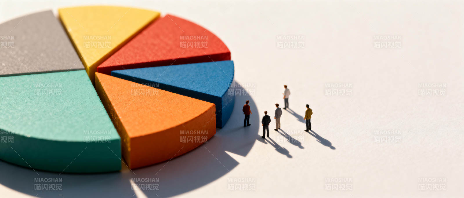 数据与人群的对话图片