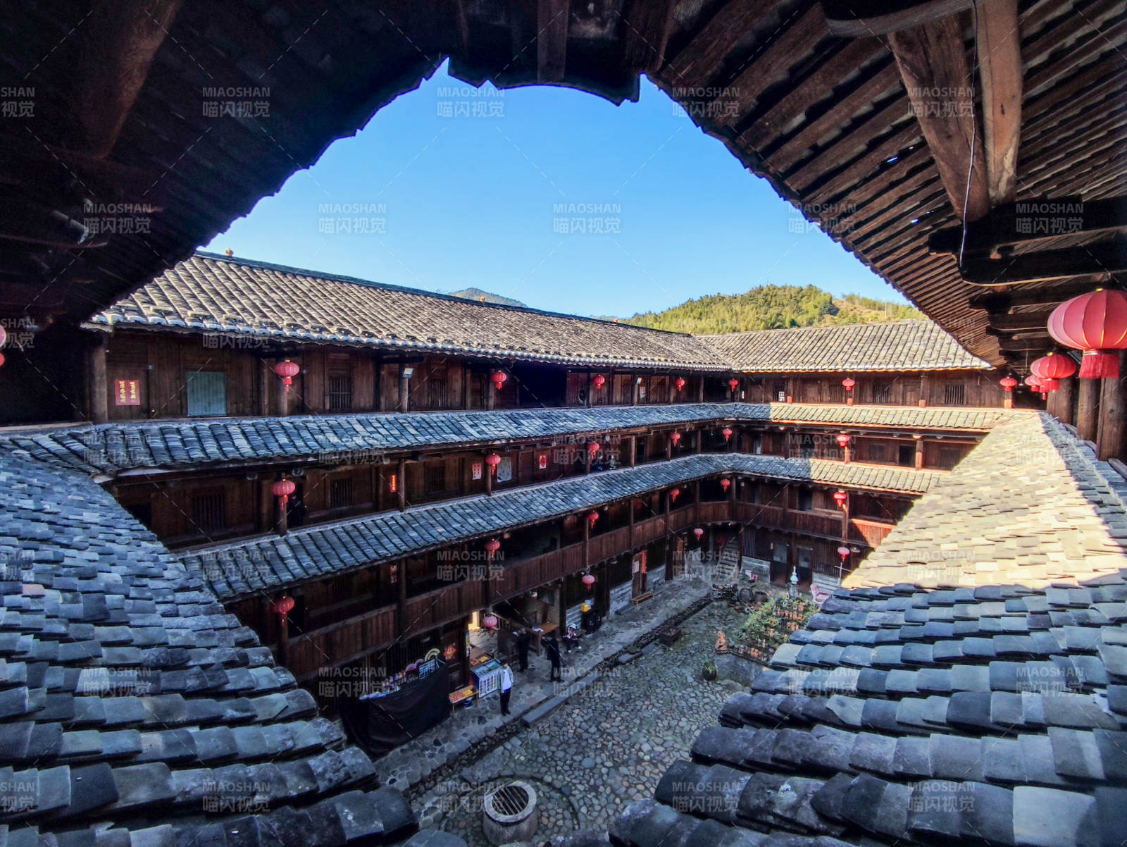 福建土楼庭院风光图片