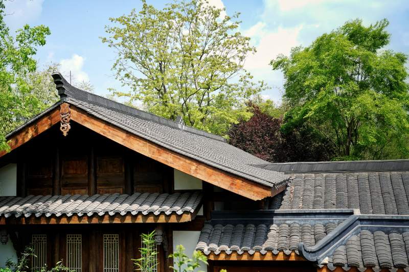 成都农家乐古朴庭院春景图片