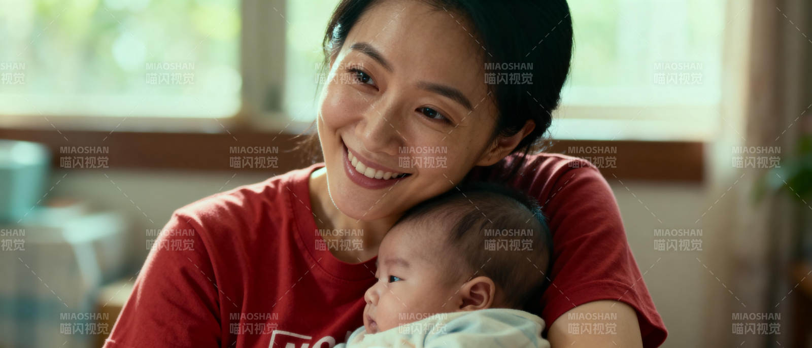 母爱温馨时刻图片