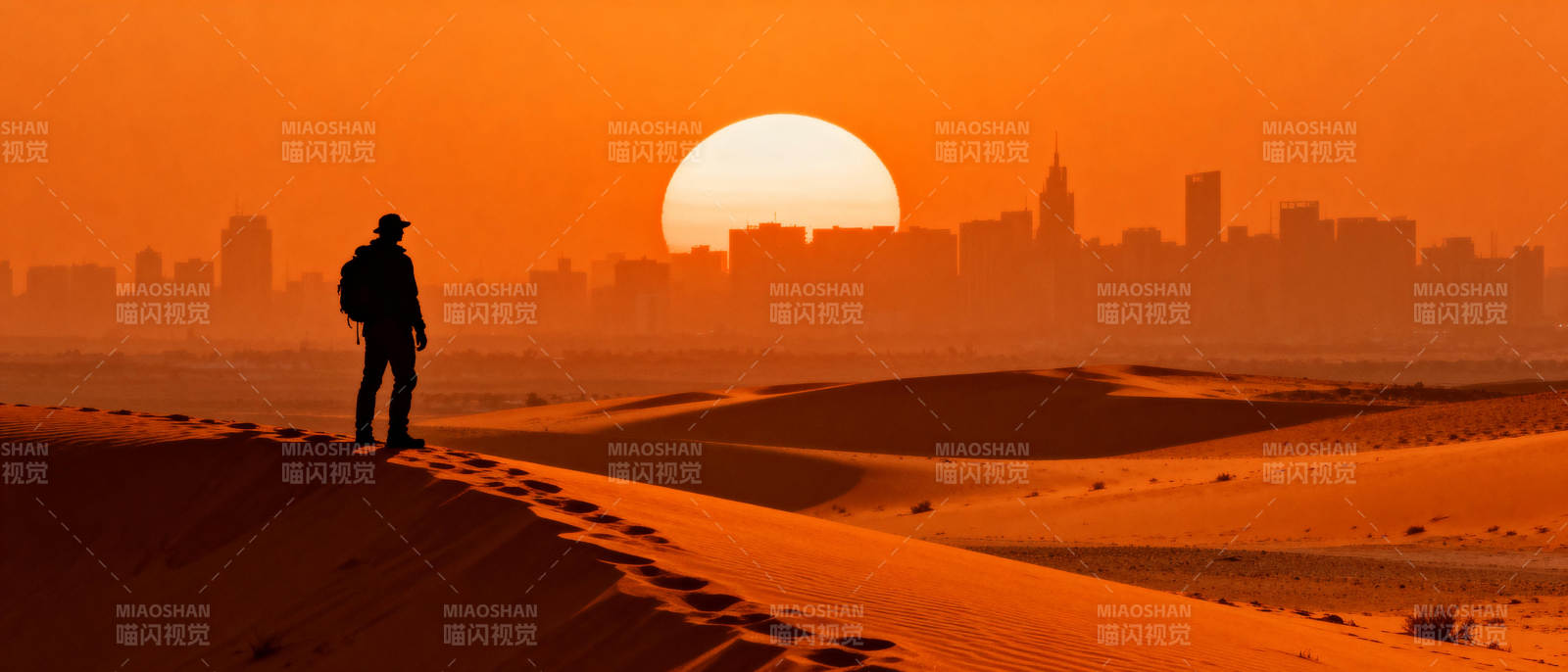 沙漠日落剪影图片