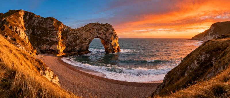日落拱门海滩图片