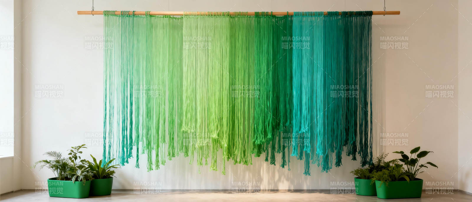 绿意垂帘装饰墙图片