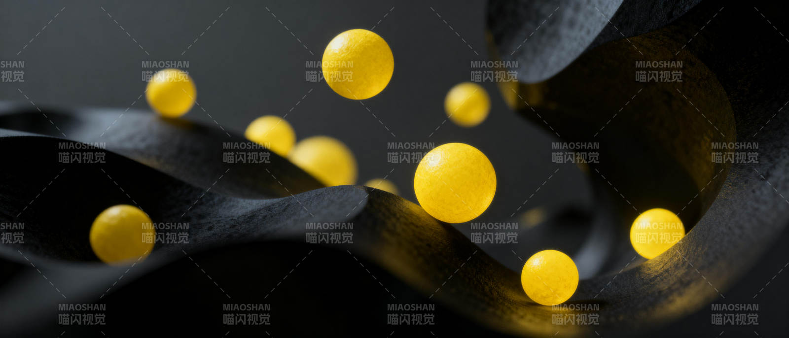 光影中的金色球体图片