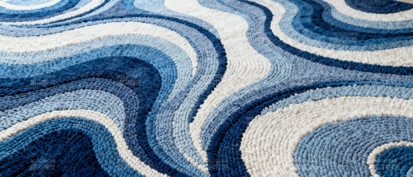 蓝白波浪地毯图片