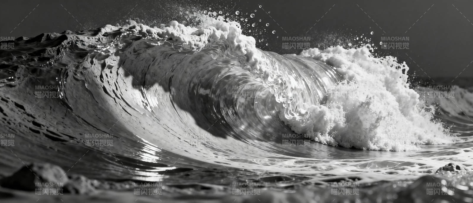 巨浪翻涌图片