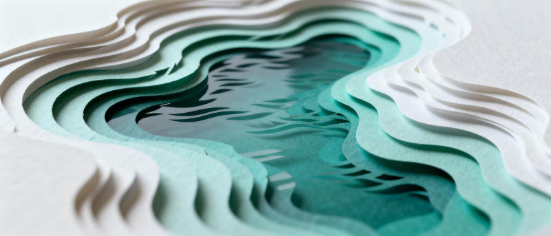 碧波层叠 静谧如画图片