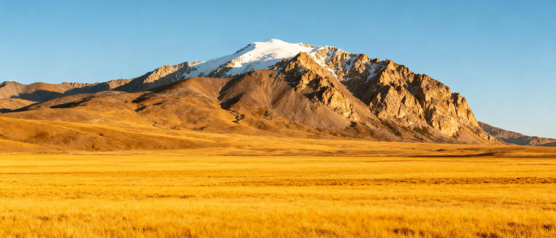 雪山草原风光图片