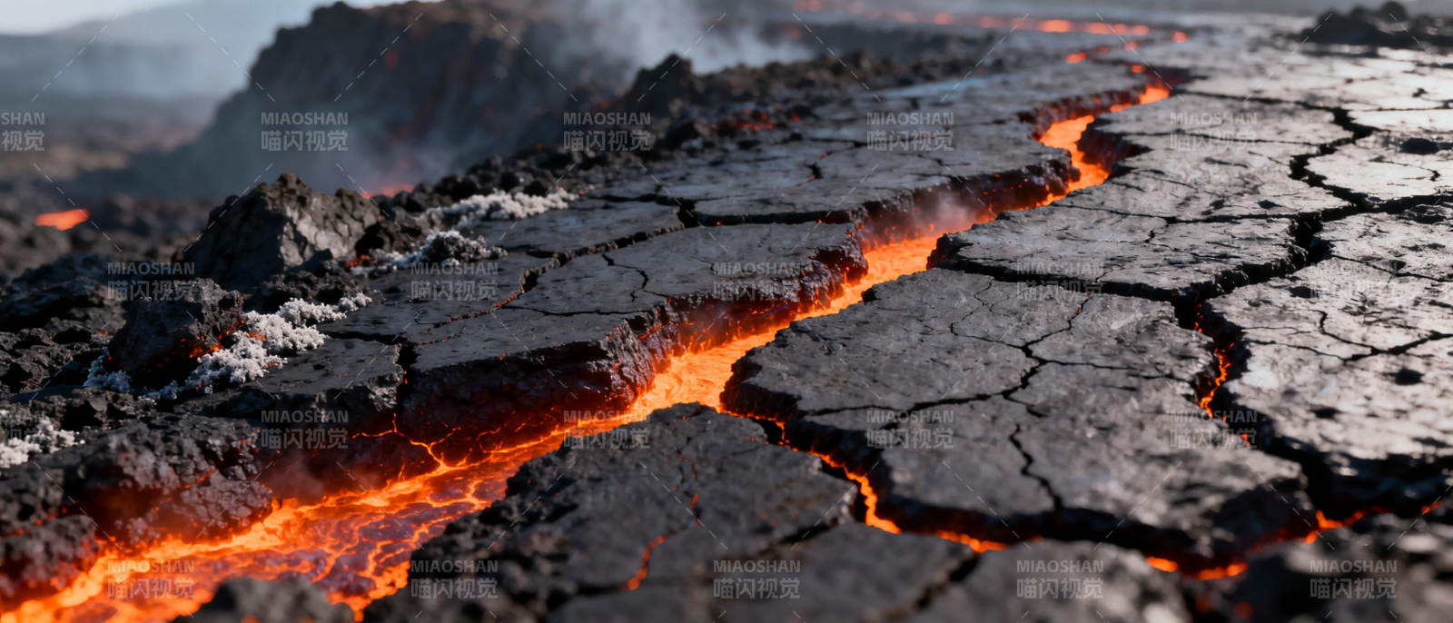 熔岩裂缝流火图片