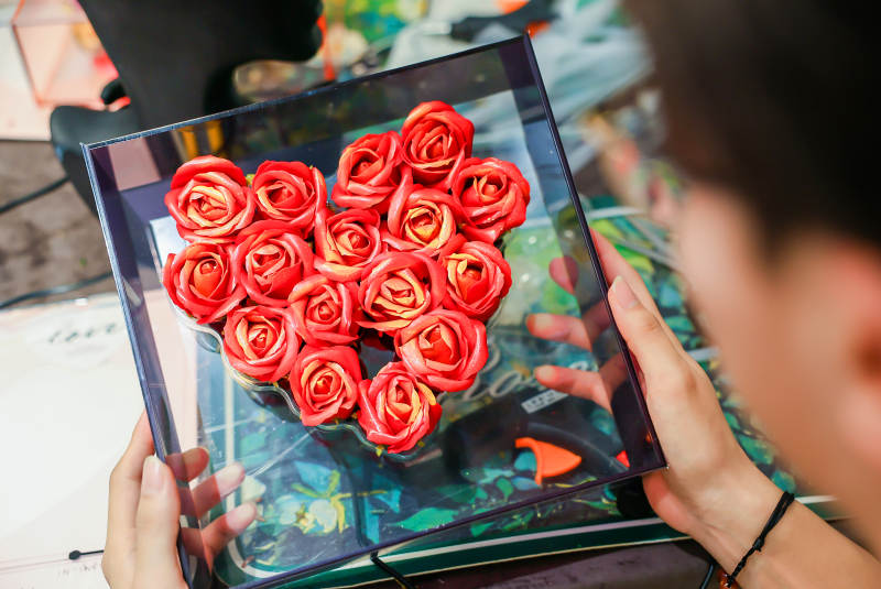 心形玫瑰礼盒图片