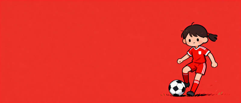 小女孩踢足球图片