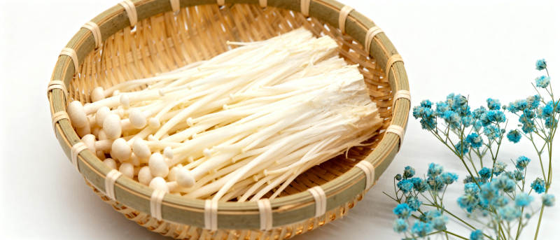 竹篮中的白玉簪花图片