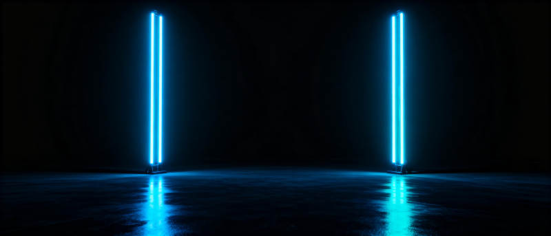 蓝光双柱夜景图片