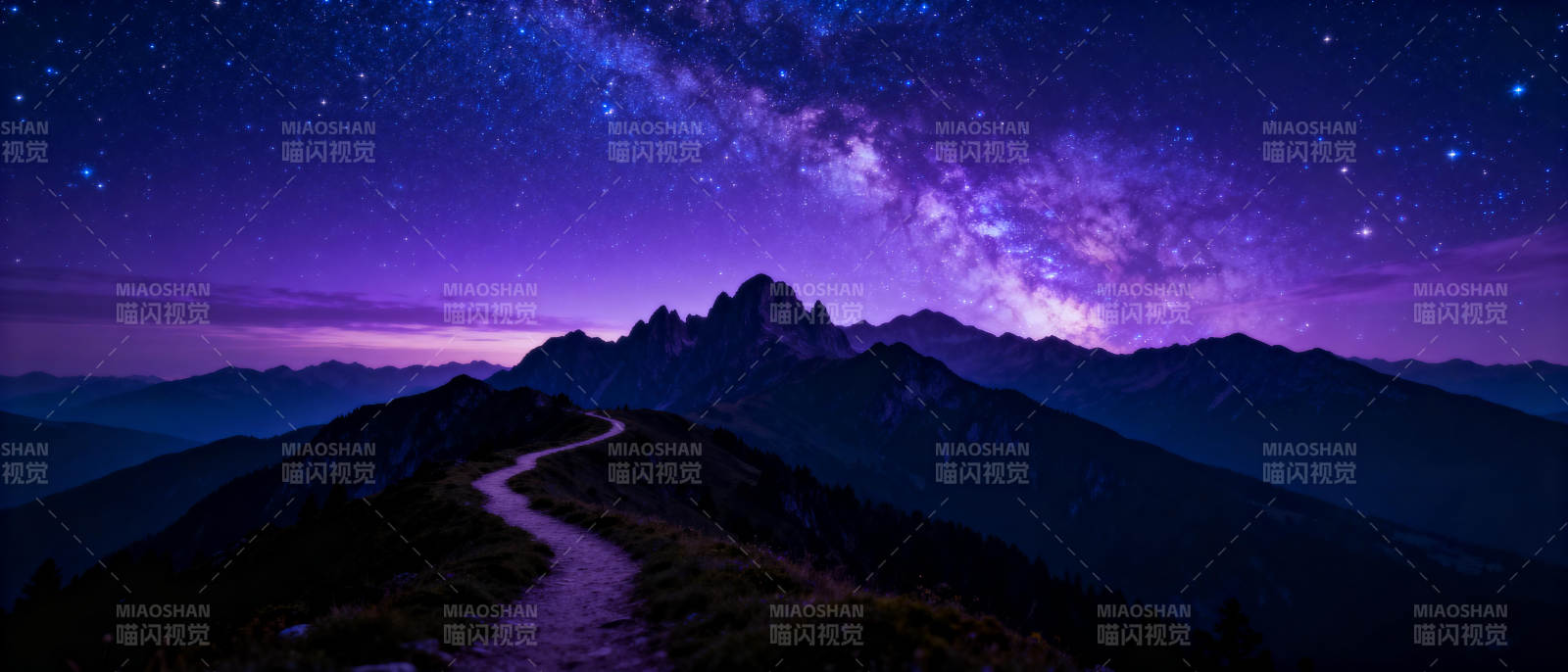 星河山径夜景图片