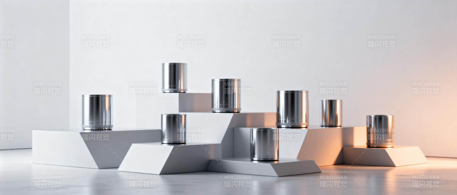 几何金属烛台陈列图片