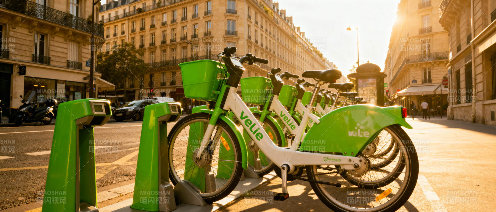 城市绿行 骑行巴黎图片