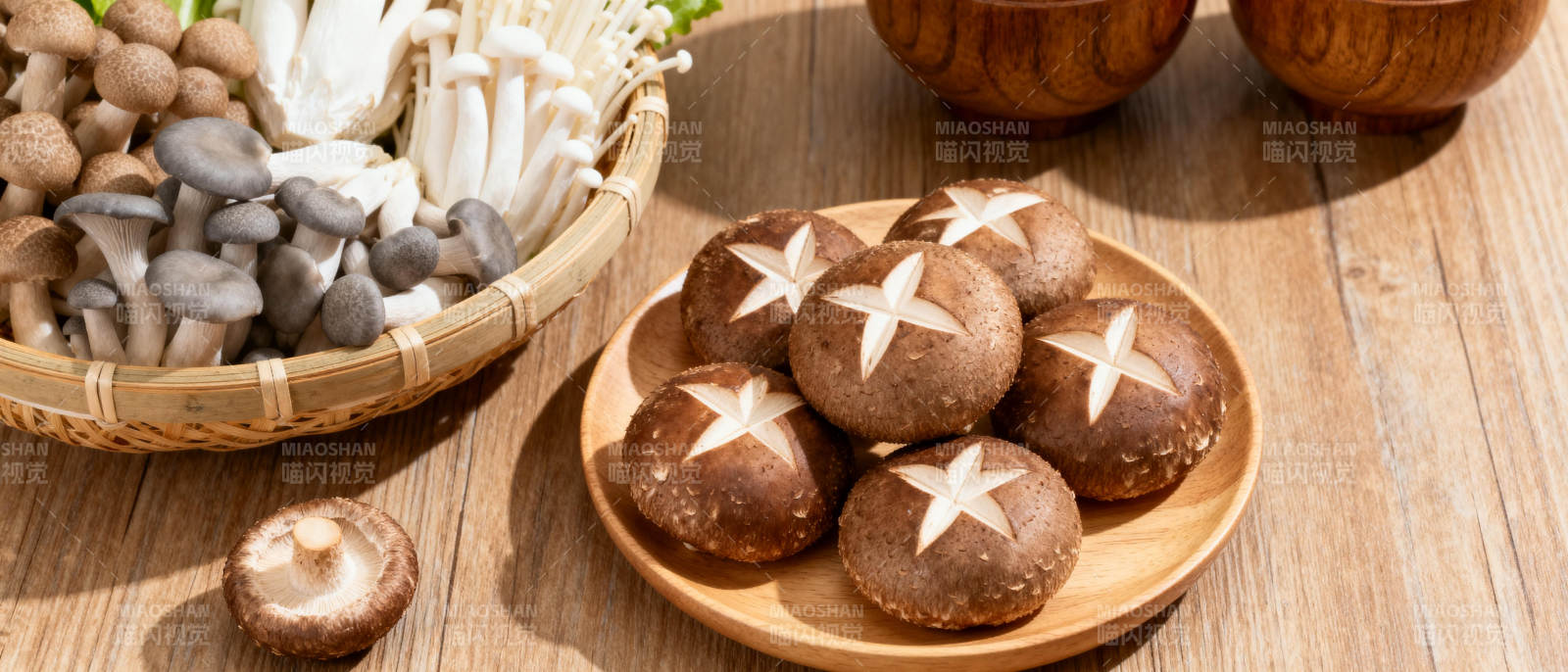 新鲜香菇摆盘图图片