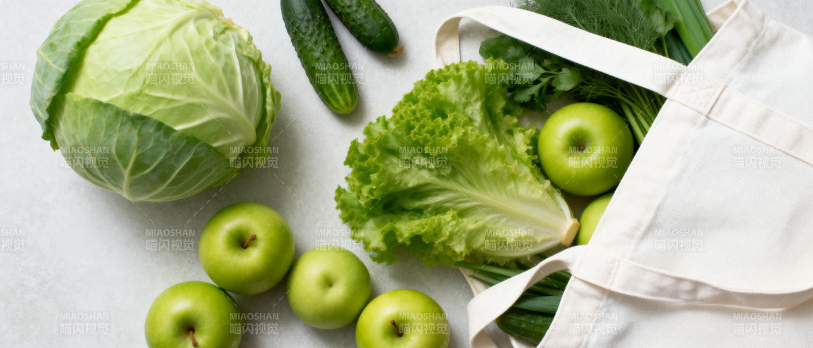 新鲜蔬果满载而归图片