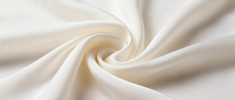 柔滑丝质布料特写图片