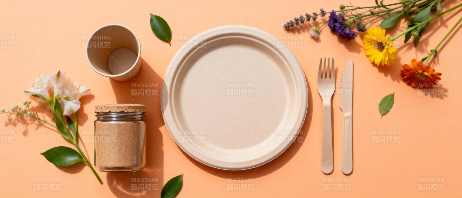 简约餐桌布置图片