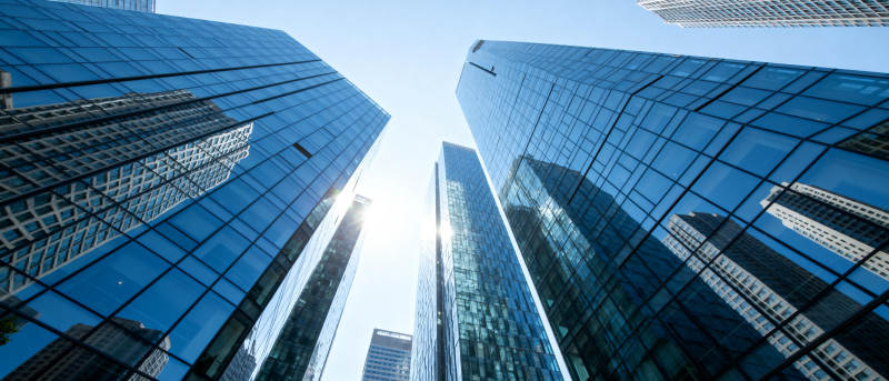 都市高楼仰望图片