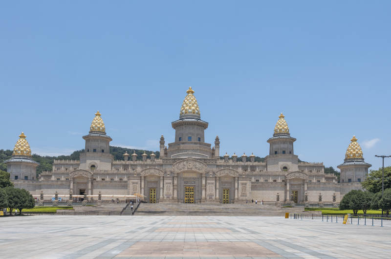 宏伟宫殿建筑群图片