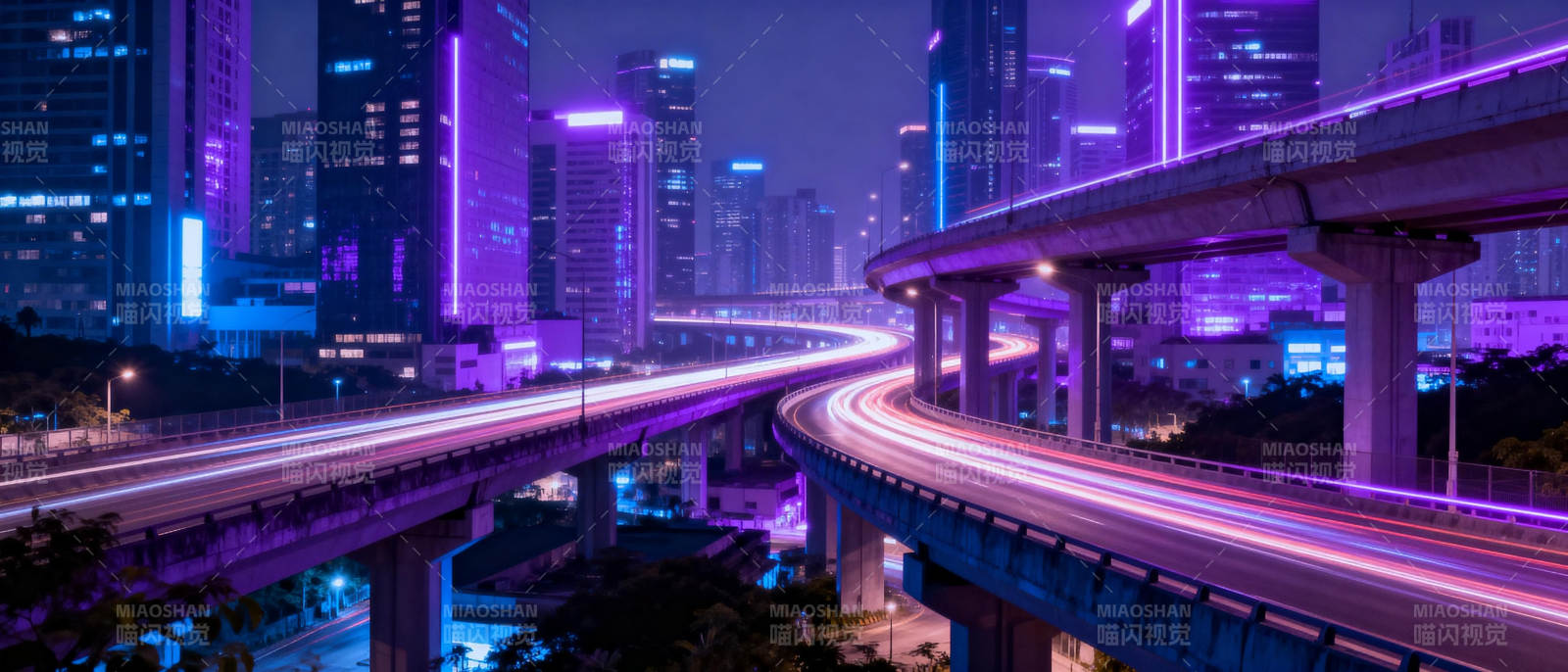 霓虹都市夜景图片