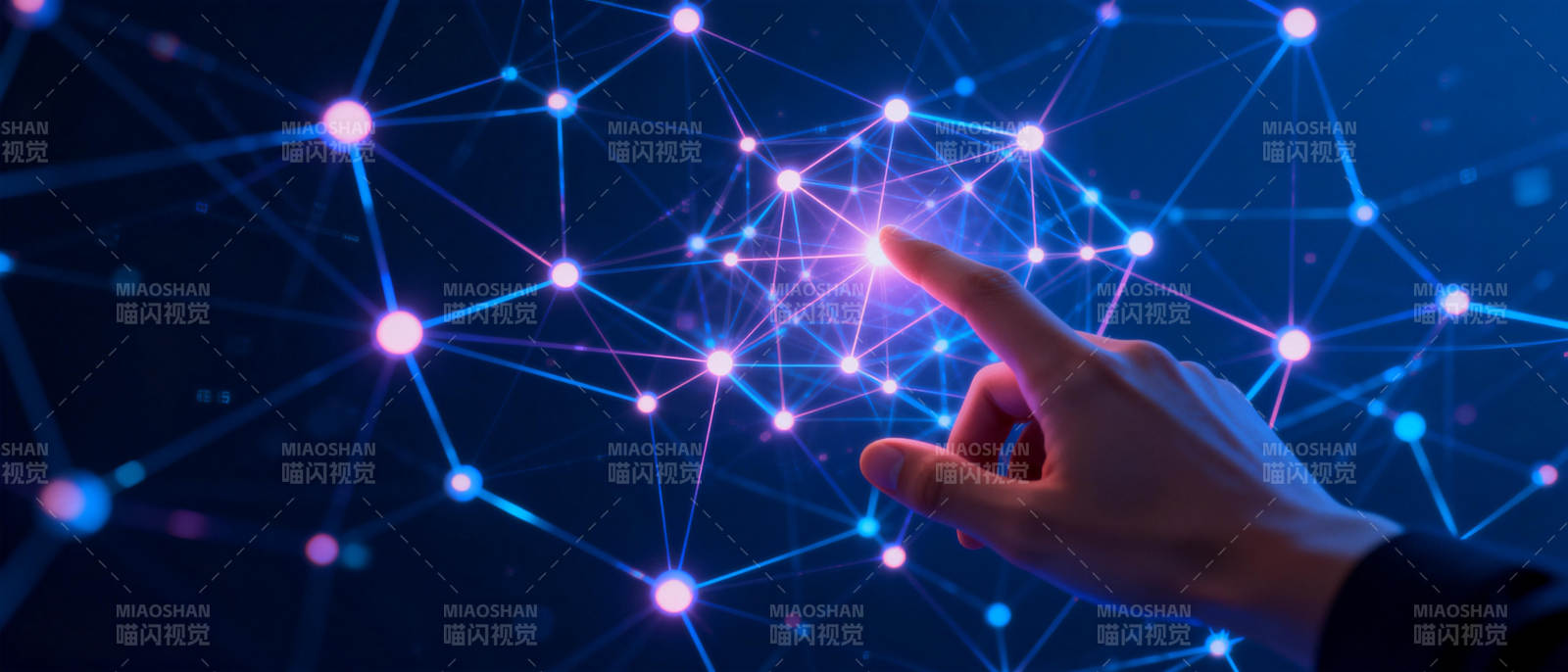 指尖触碰未来网络图片