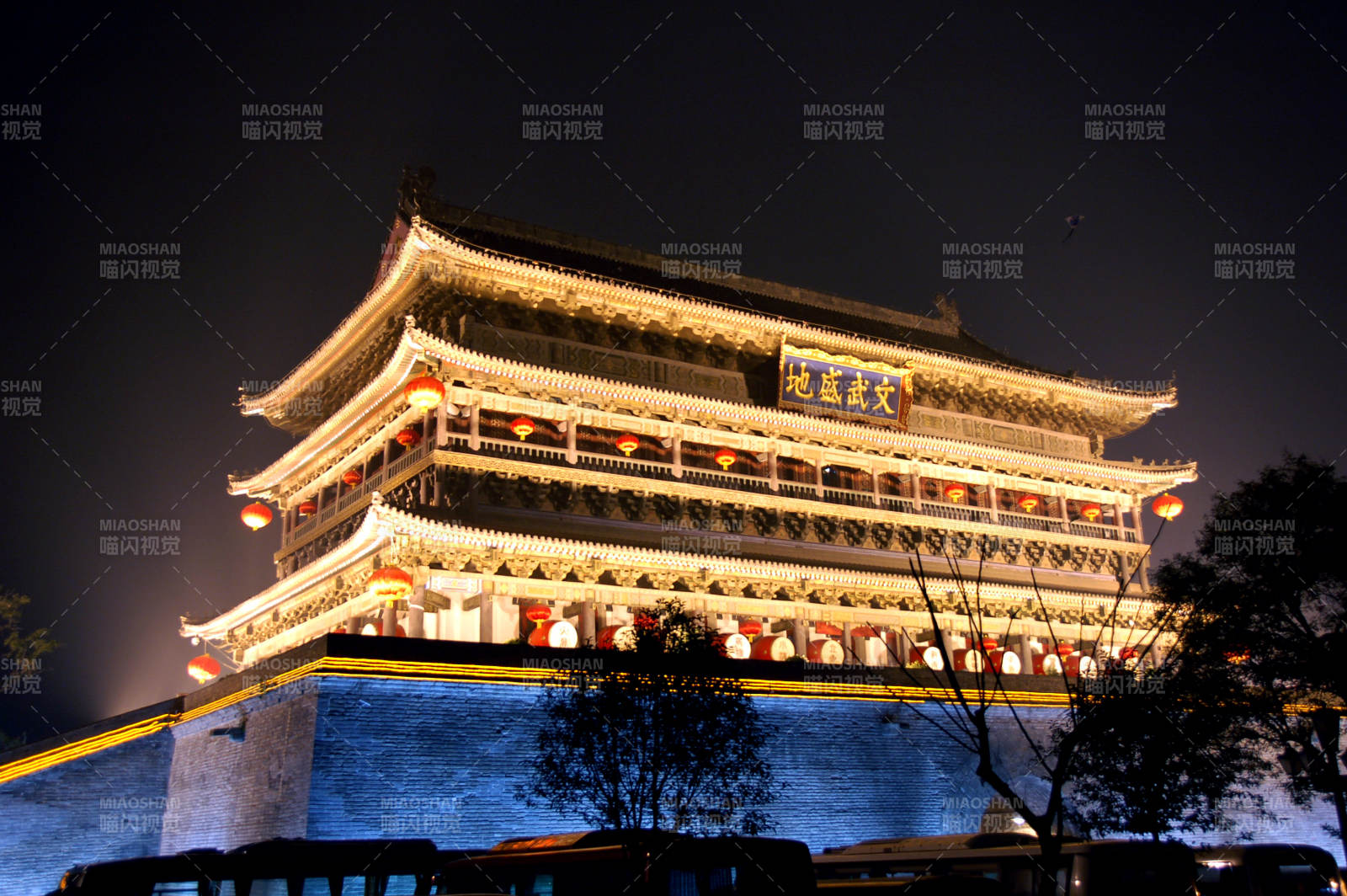 西安钟楼夜景图片