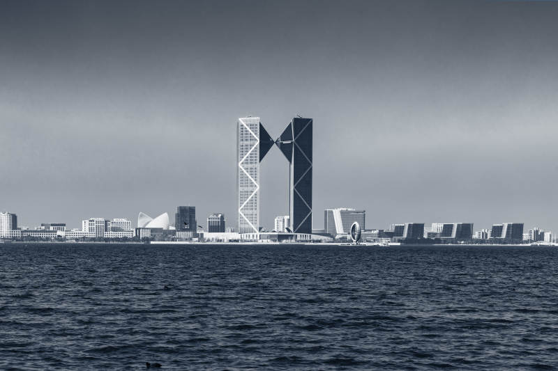 海天一色 双塔矗立  滴水湖图片