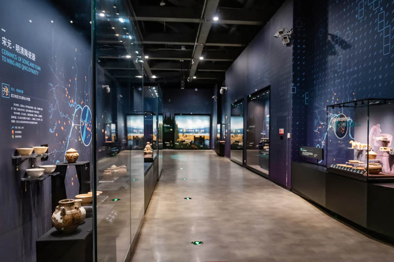 科技与历史的对话图片