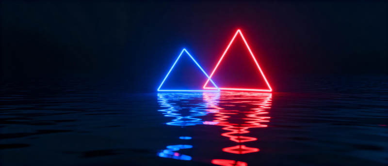 霓虹三角映水光图片