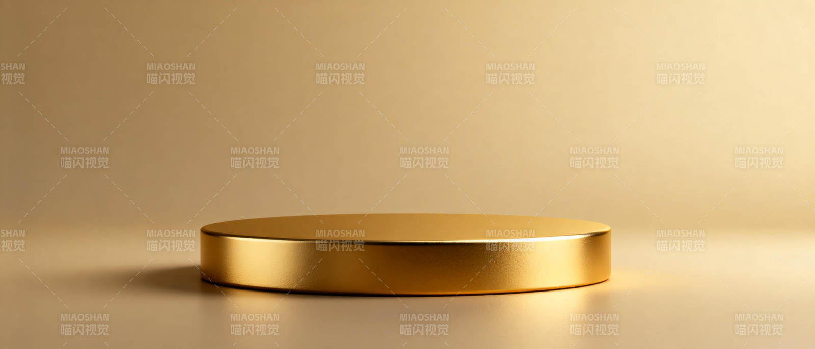 金色圆台静置图片