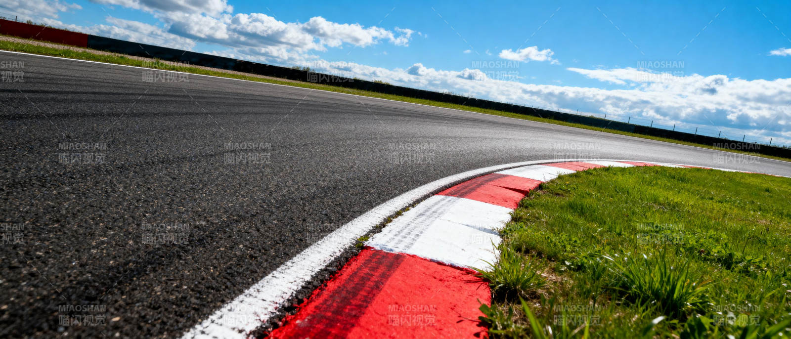 赛道弯道风光图片